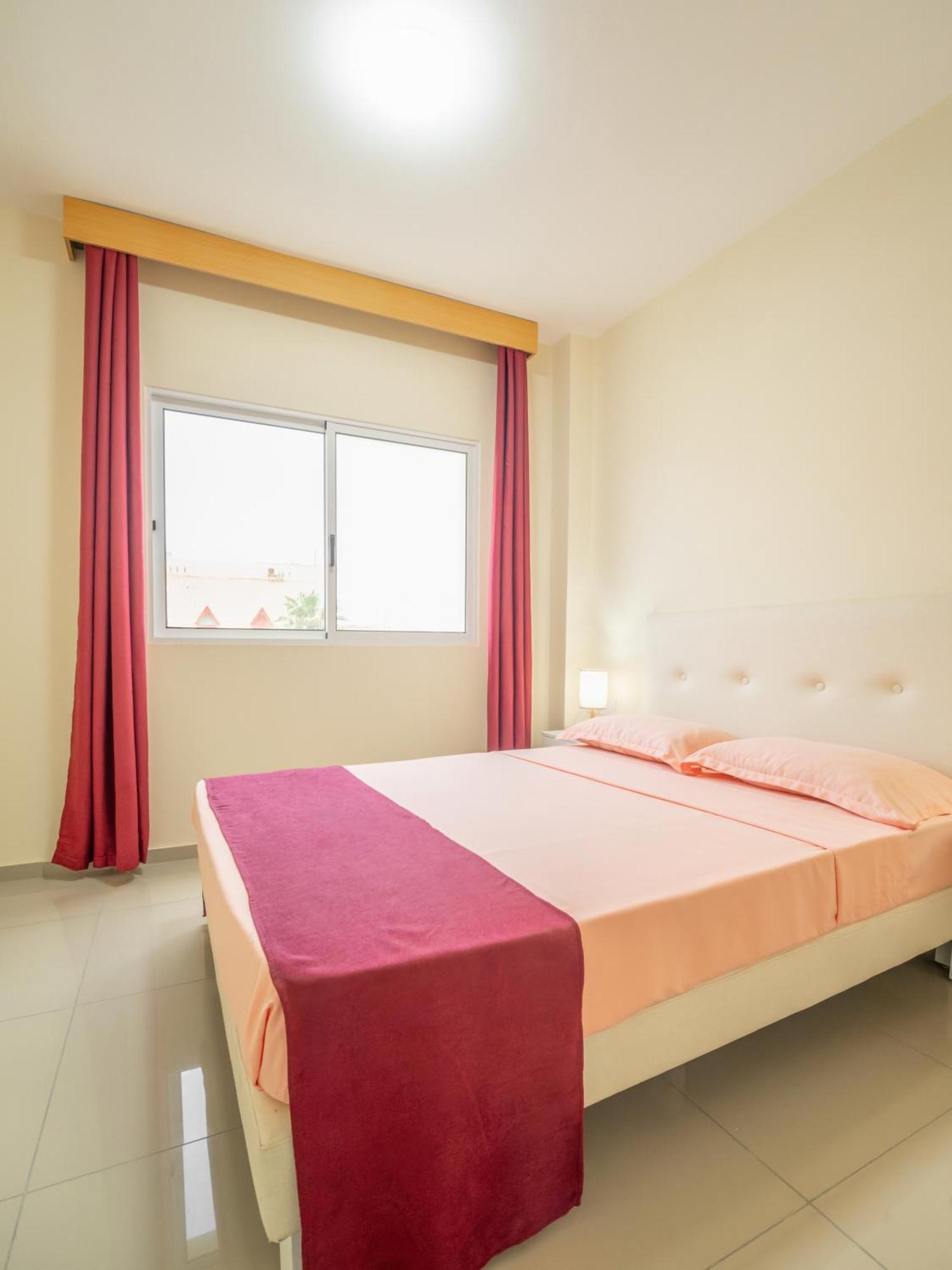 Апартаменти Residencial Liviamilena Санта-Марія Екстер'єр фото