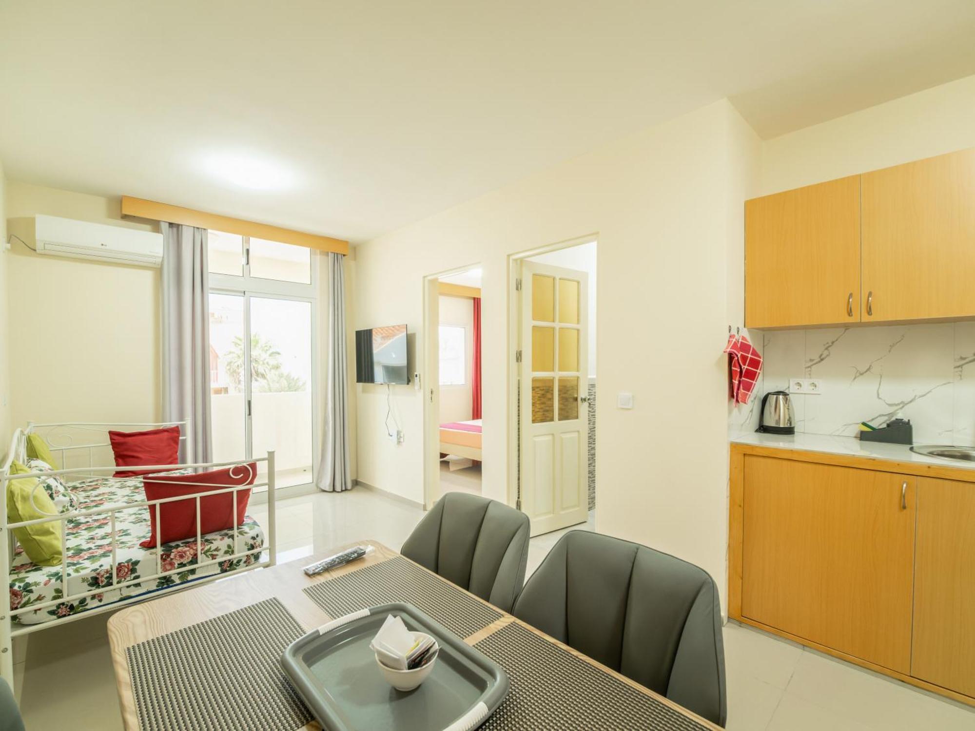 Апартаменти Residencial Liviamilena Санта-Марія Екстер'єр фото